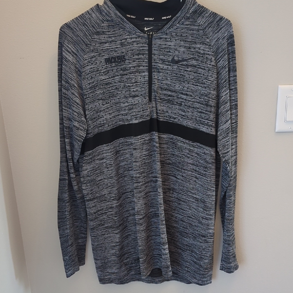 Nike Men's Black and Gray Quarter Zip